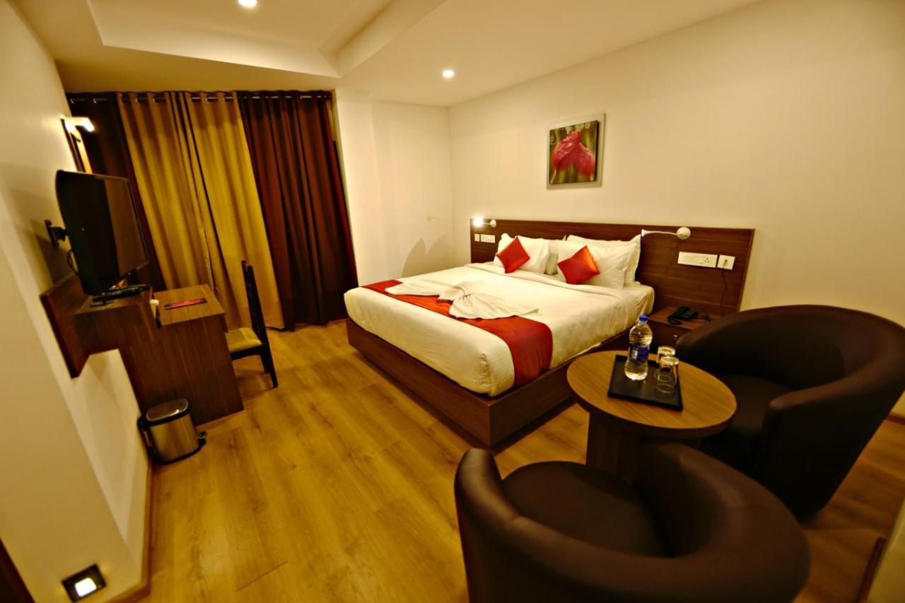 Hotel Nithya Kottayam Exterior photo